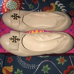 Tory Burch nude flats